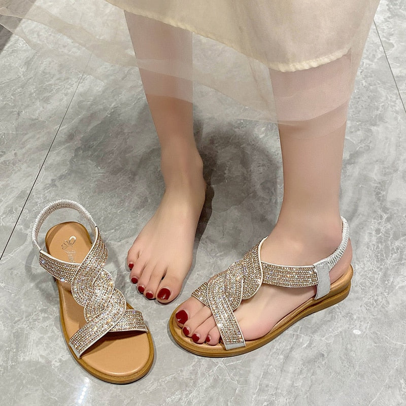 Sandália Rasteirinha Jasmine™ com Aplicação em Strass