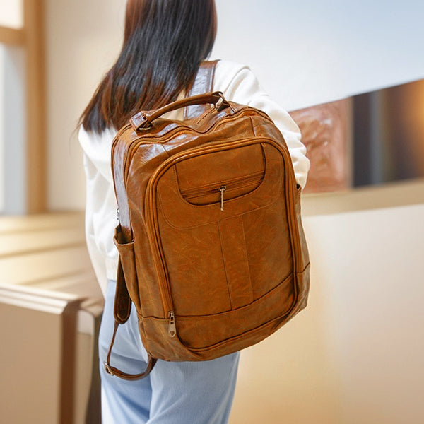 Mochila Feminina Grande de Couro Sintético Lux